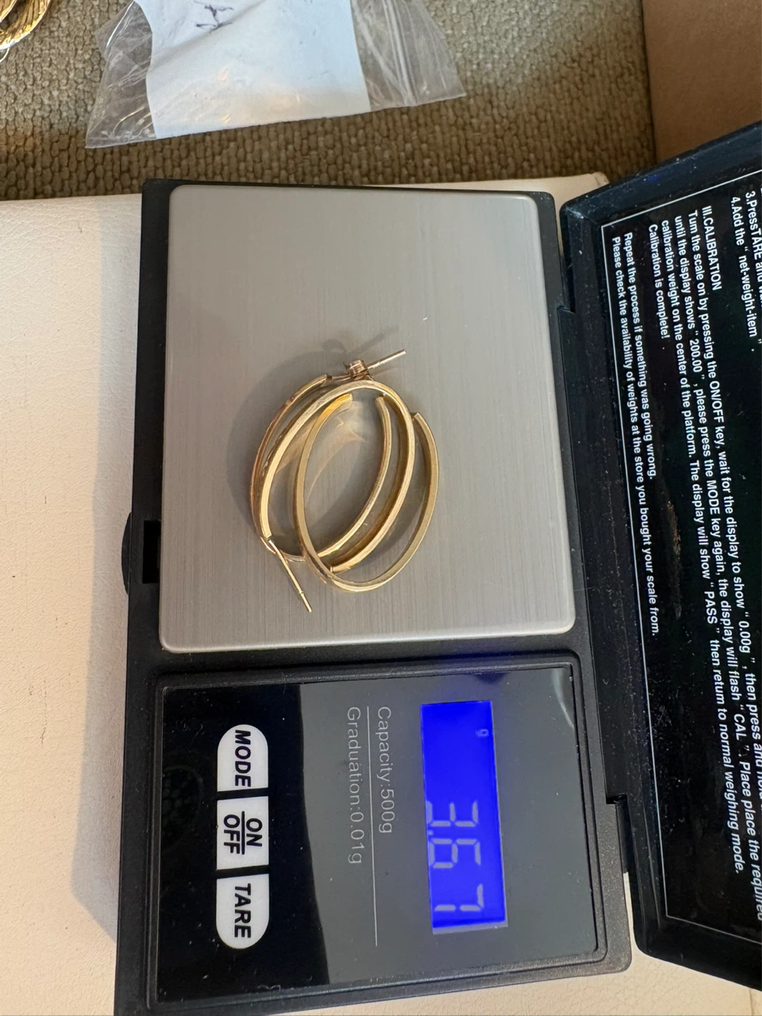 14k Gold Oval Hoop Earrings(3) - photo 2