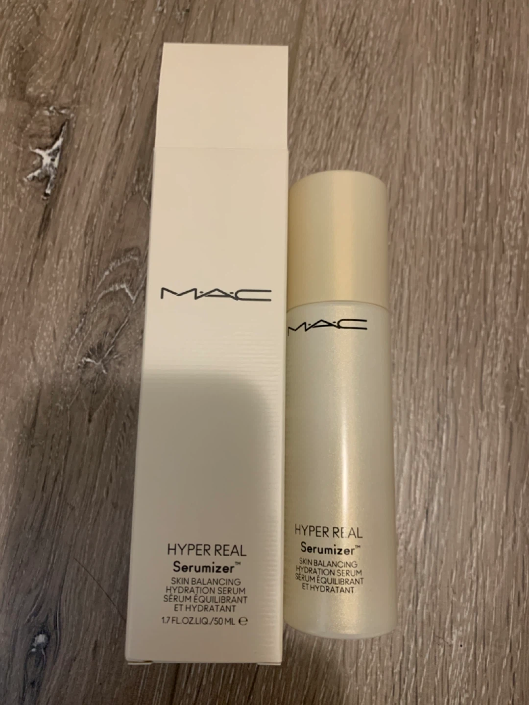 MAC Hyper Real Serumizer Skin Balancing Hydration Serum