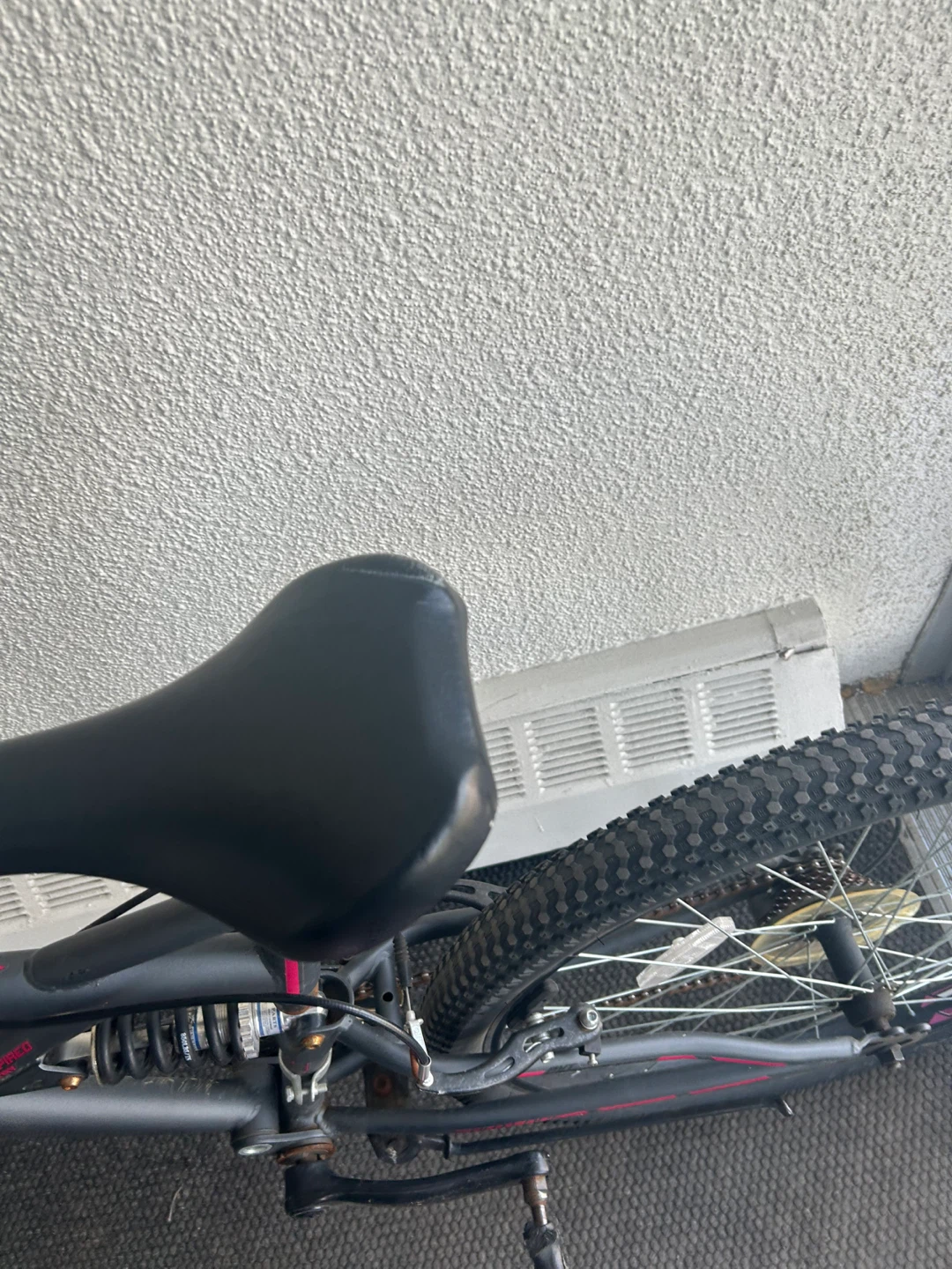 Supercycle Mountain Bike – Needs Minor Fixes - photo 2