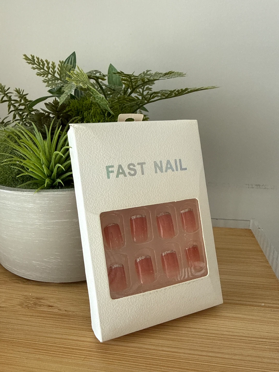 Fast Nail Press-On Nails