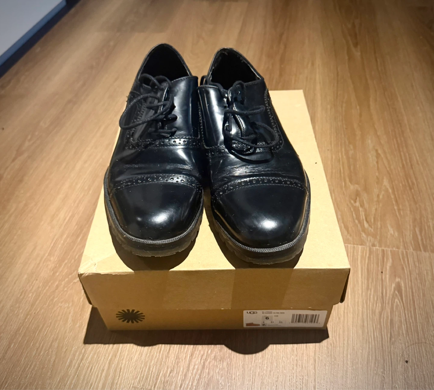 Black Cap Toe Wingtip Oxfords - Size 9 men - photo 2
