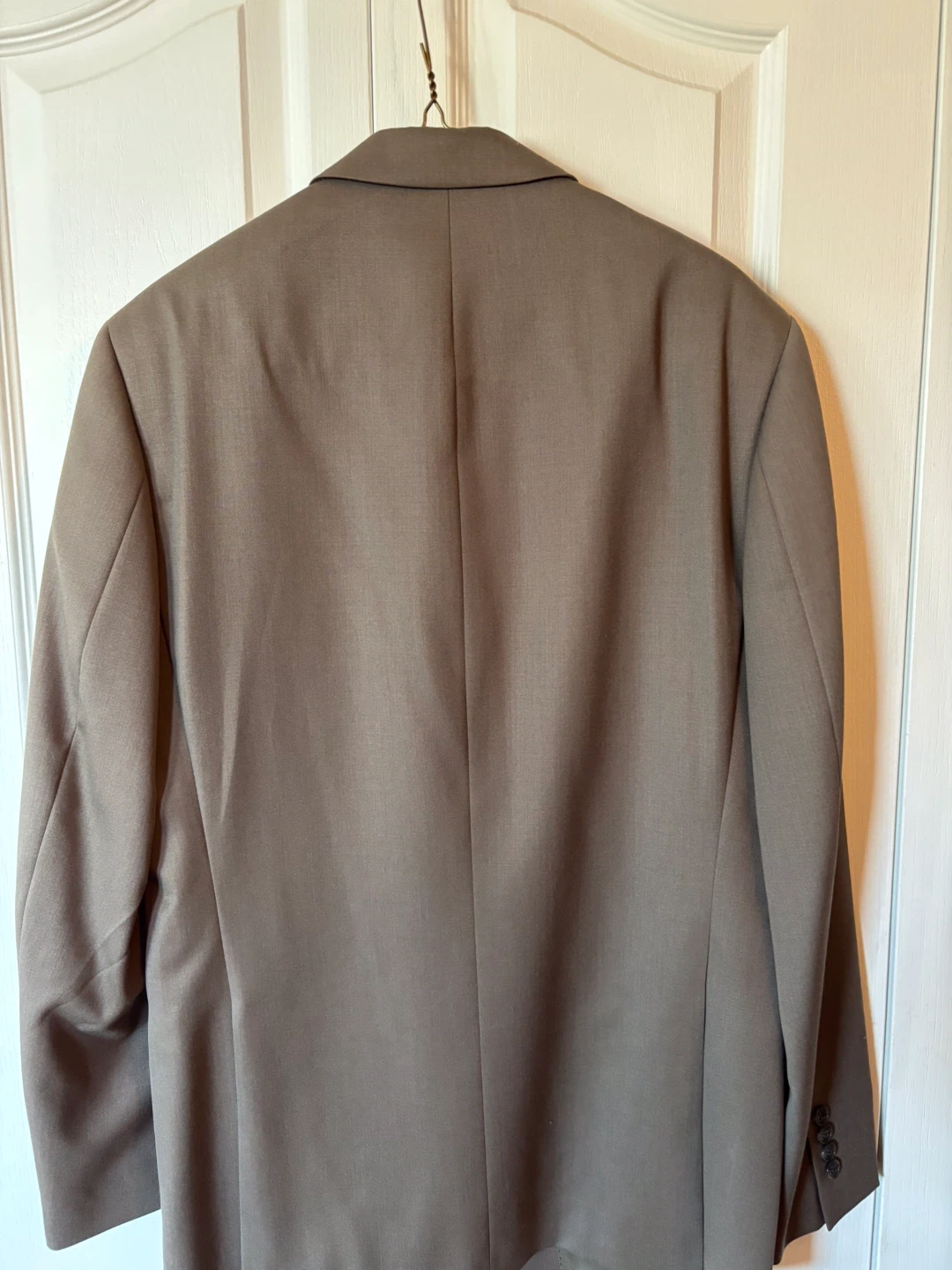 Men’s suit