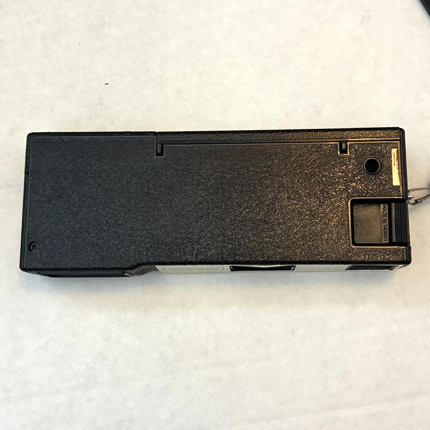 Continental Electroflash 555 Vintage Pocket 110 Film Camera - photo 3