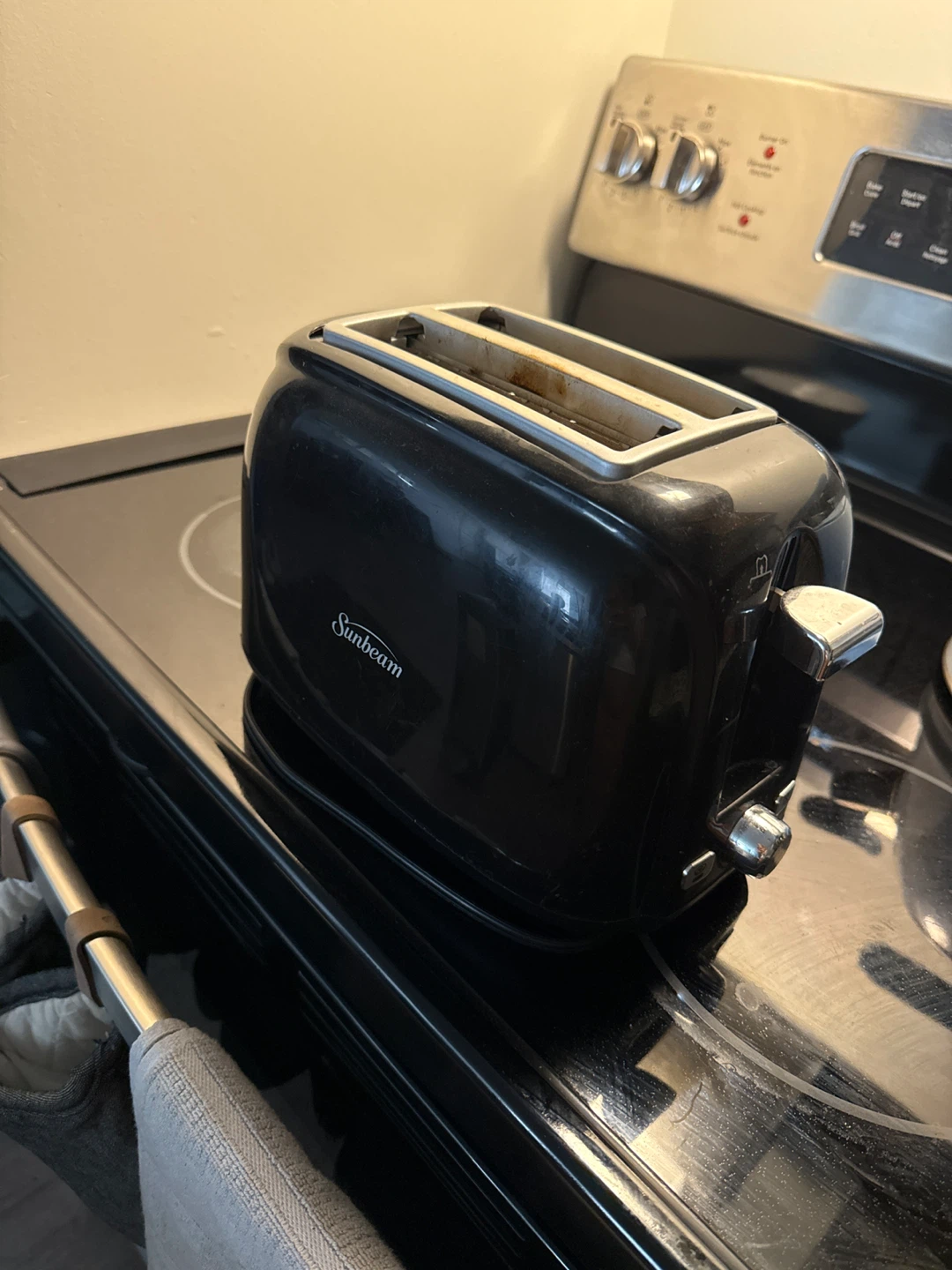 Sunbeam Black 2-Slice Toaster