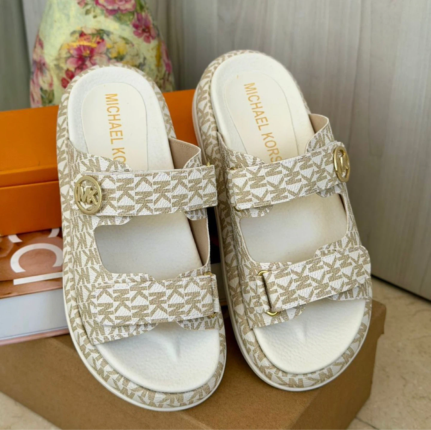 Michael Kors MK Monogram Slides Sandals Women's Size
