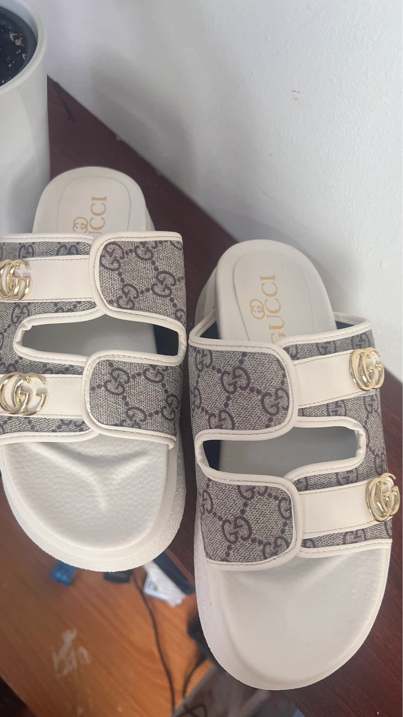 Gucci Slides - photo 4