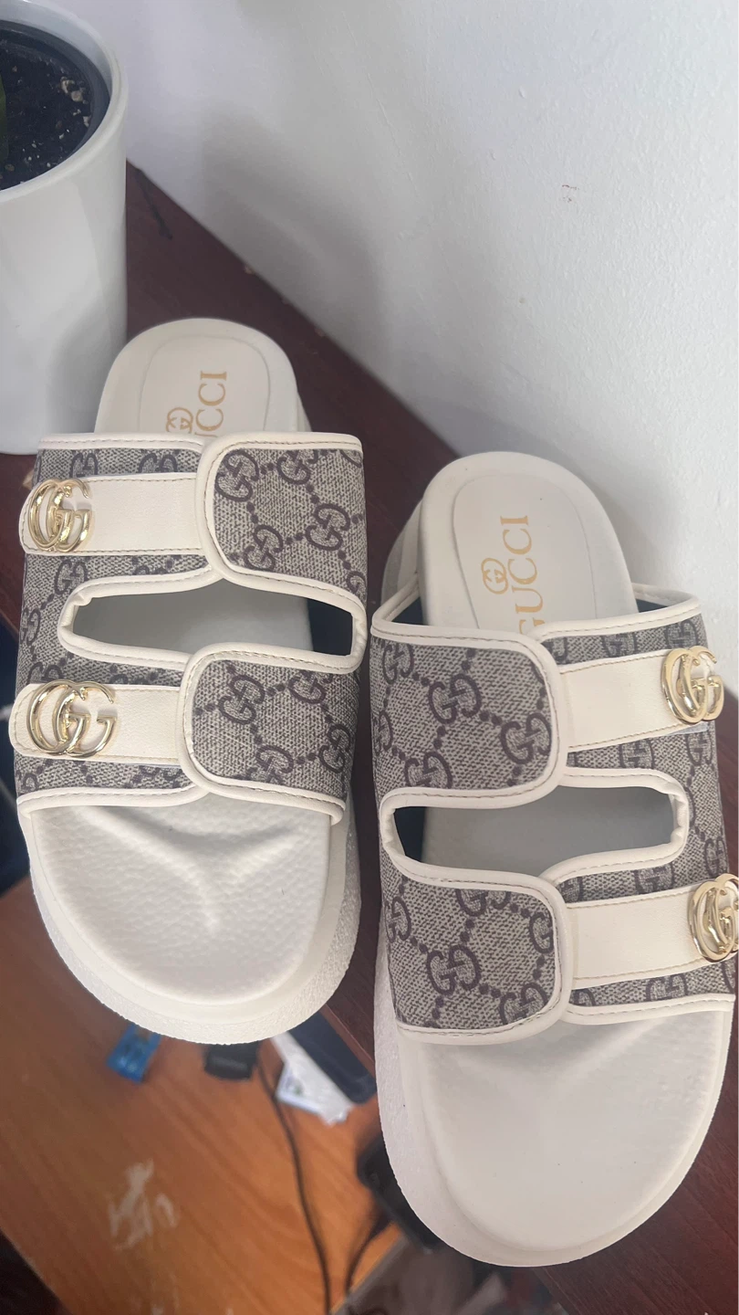 Gucci Slides - photo 3