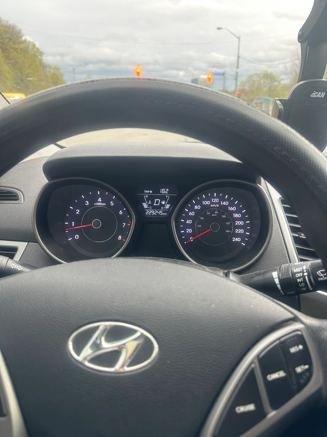 Hyundai Elantra Sedan 2015 - photo 5