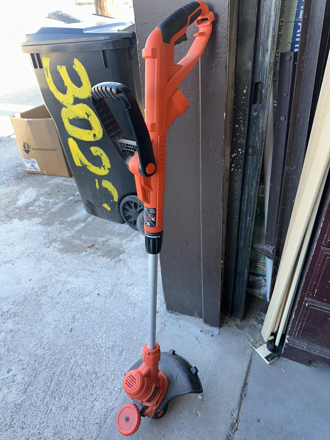 Black+Decker Electric String Trimmer
