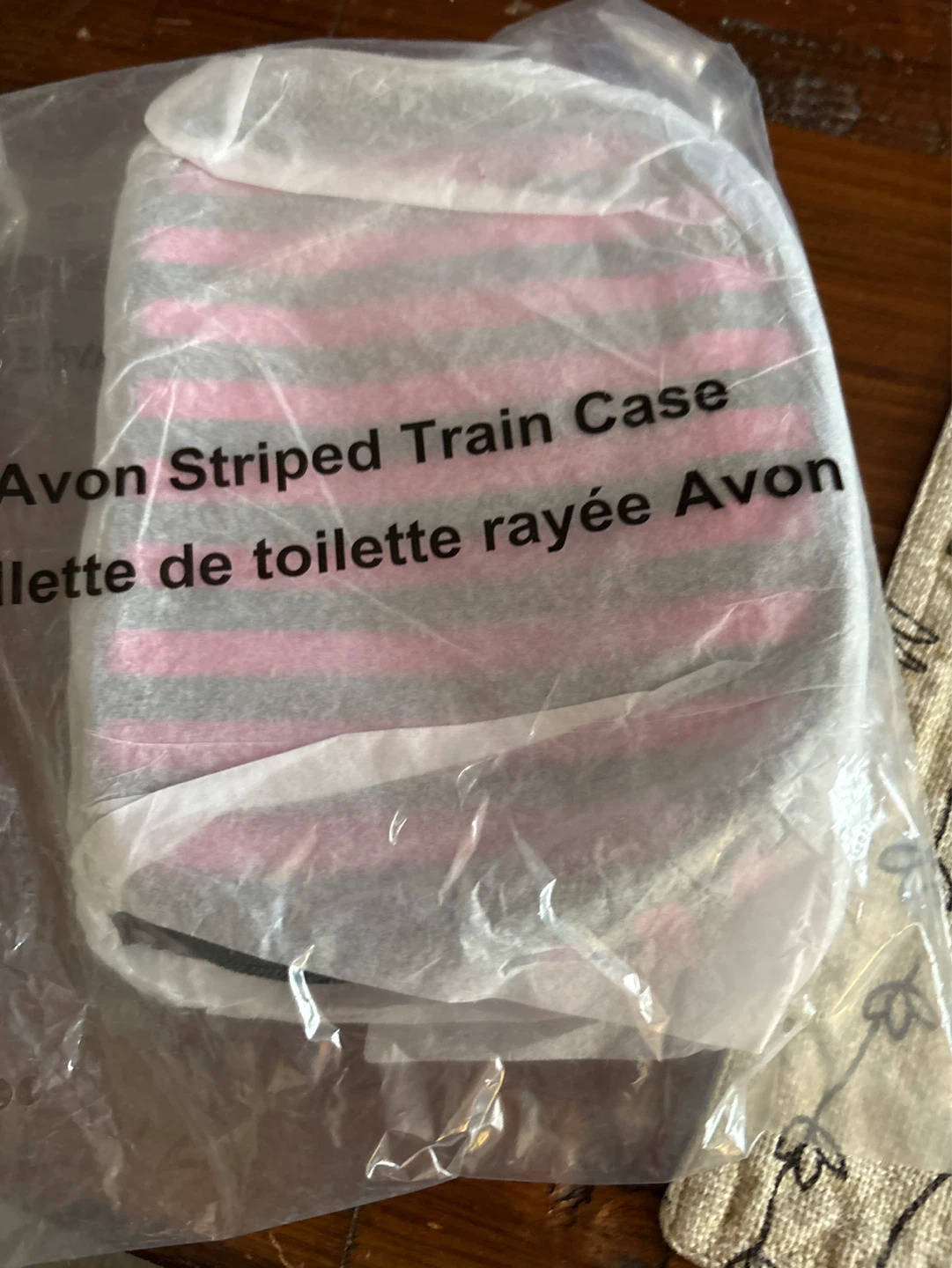 Avon Pink & Black Stripe Patent Makeup Bag - photo 2