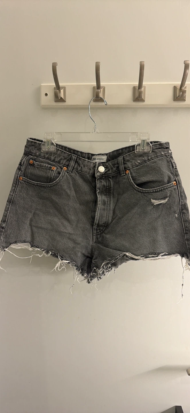 Zara Grey Denim Cut-Off Shorts