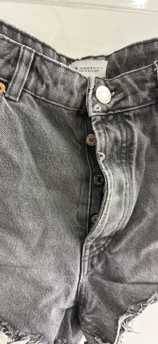 Zara Grey Denim Cut-Off Shorts - photo 4