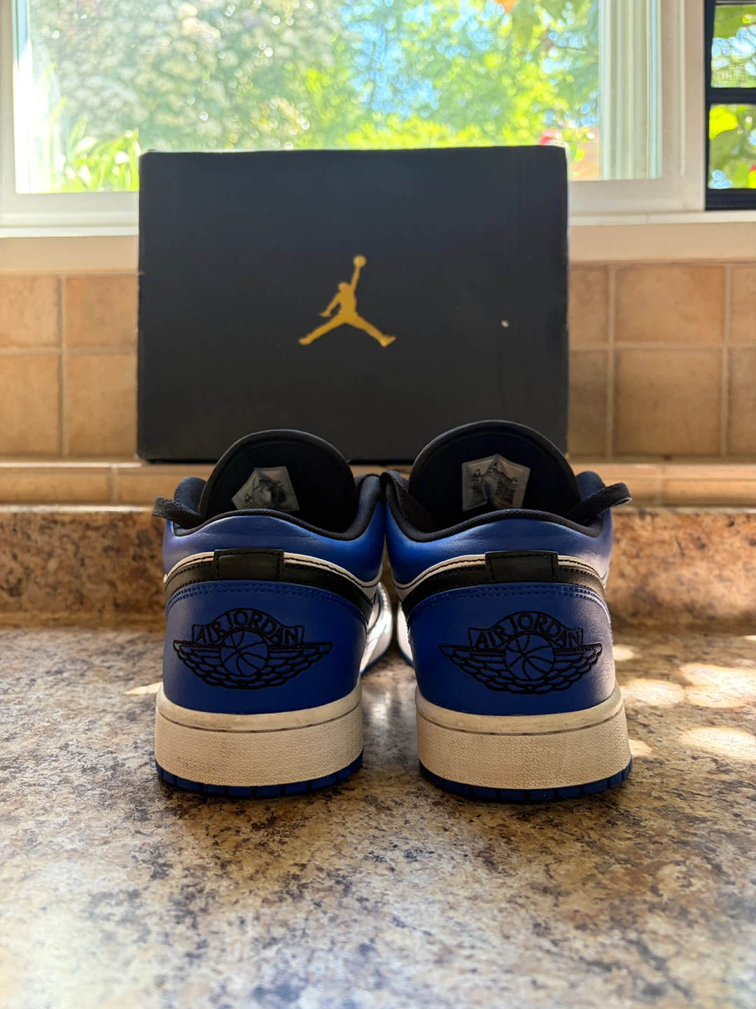 Air Jordan 1 Low OG "Reverse Royal" - photo 2