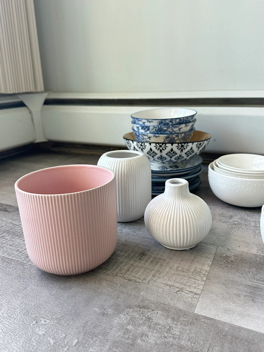 ceramic dinner dishes and ikea flower vases - photo 4