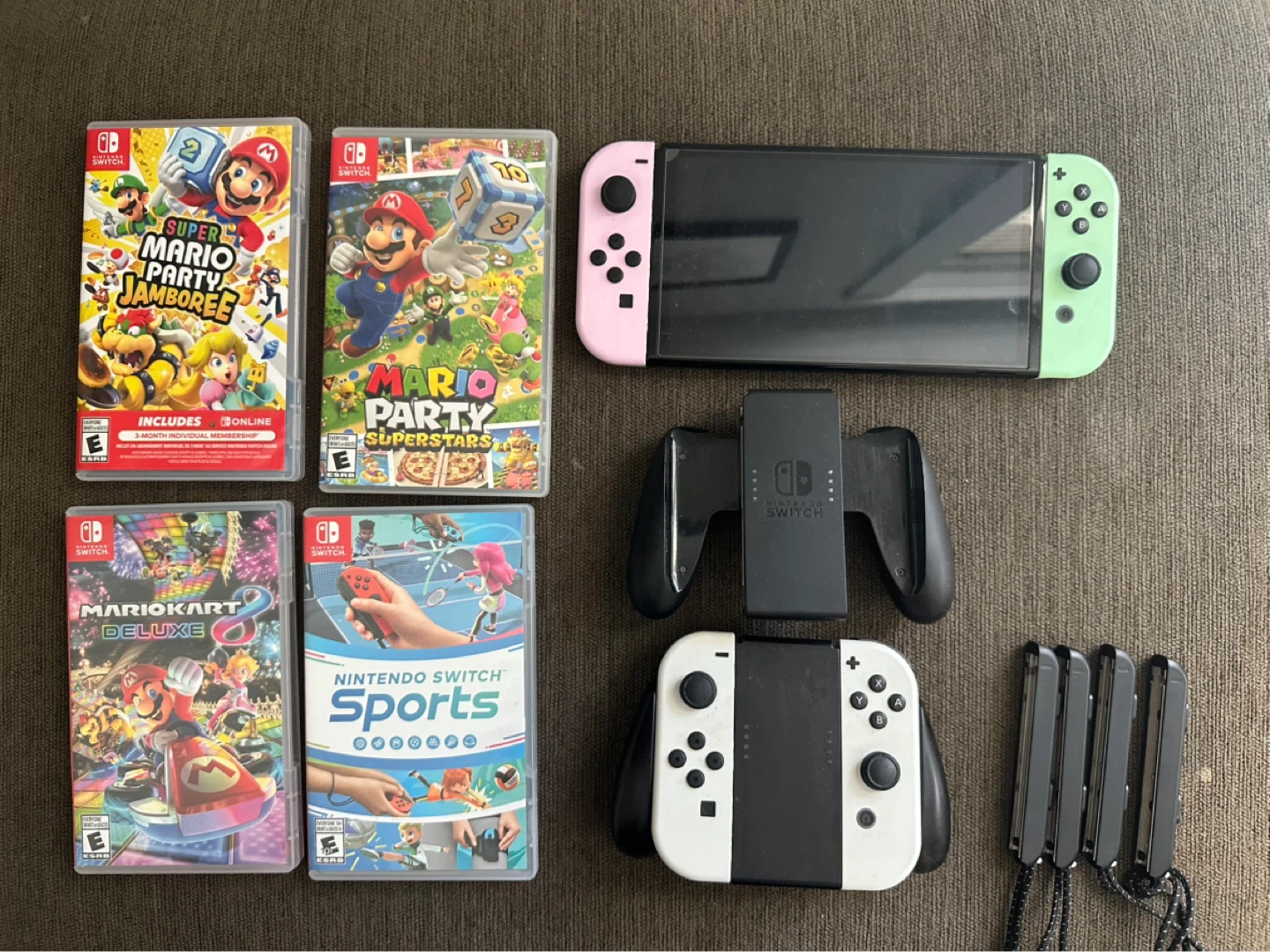 Nintendo Switch OLED  Model w/ Mario Kart 8 Deluxe & More Games - photo 2