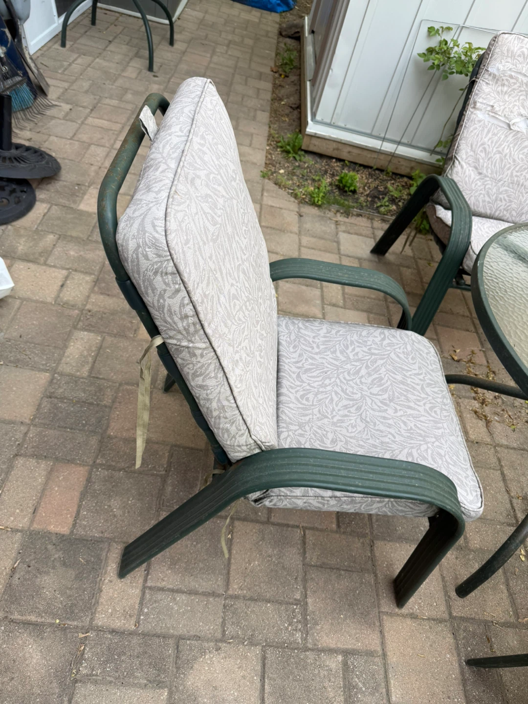 Patio Dining Set with Glass Table and 4 Chairs - photo 4