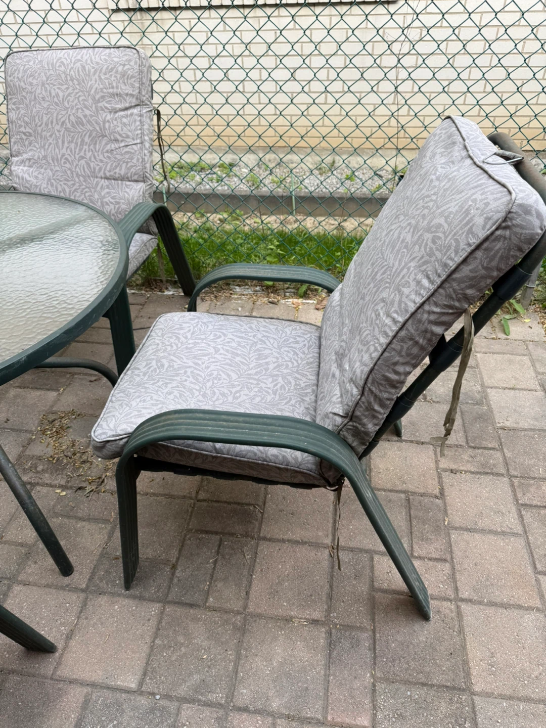 Patio Dining Set with Glass Table and 4 Chairs - photo 5