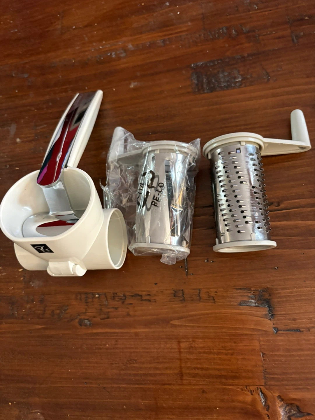 President's Choice Cheese Mill Set - photo 3
