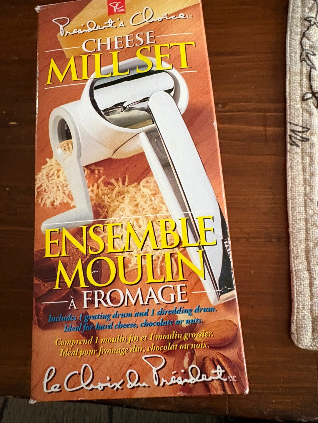 President's Choice Cheese Mill Set
