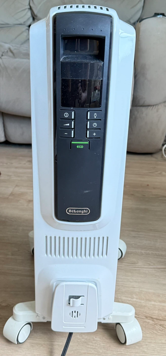 DeLonghi White Oil-Filled Radiator Heater