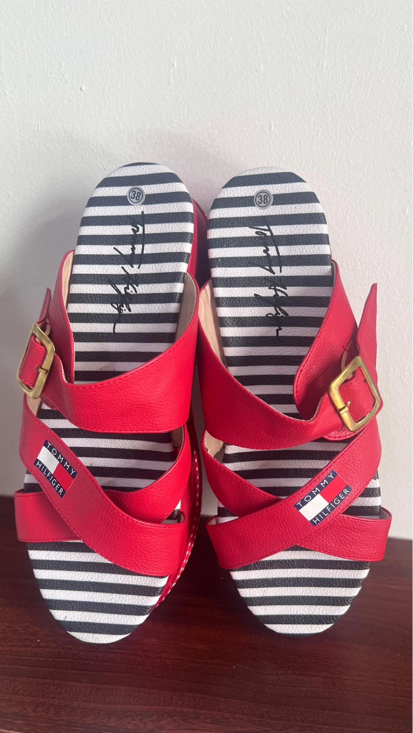 Tommy Hilfiger Red Platform Sandals Size 38 - photo 2