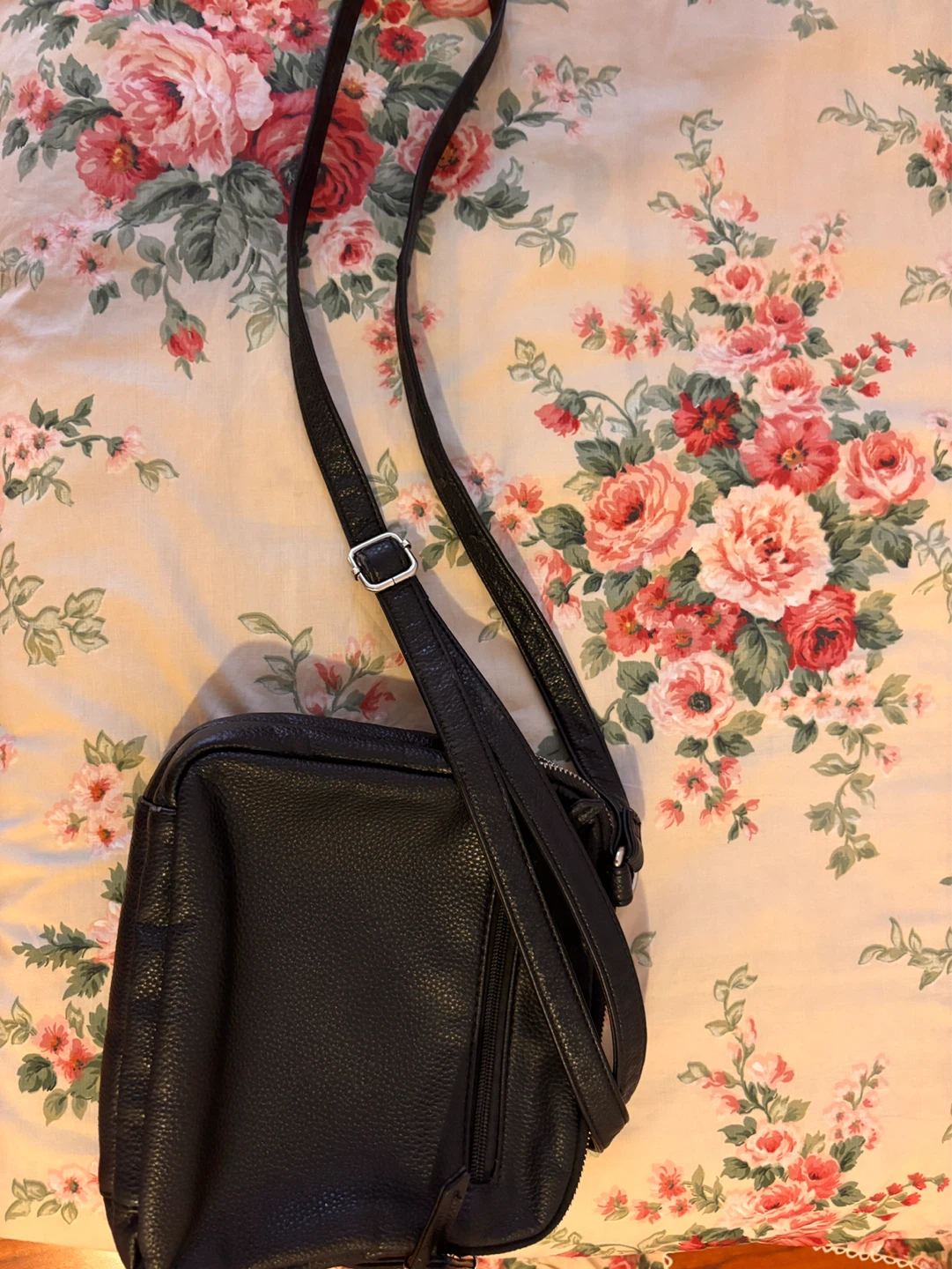 roots black crossbody bag - photo 3