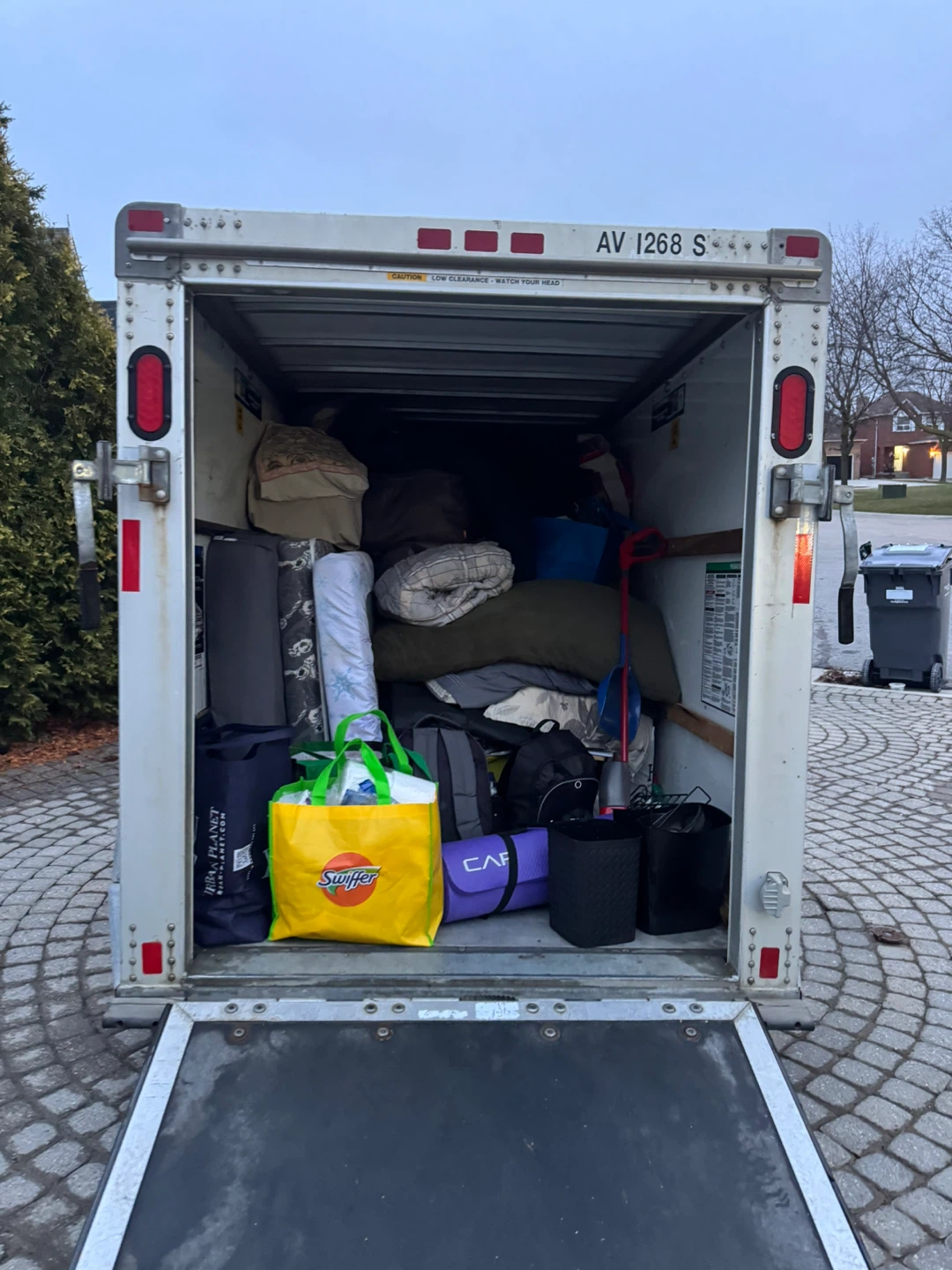 Moving and delivery truck and trailer