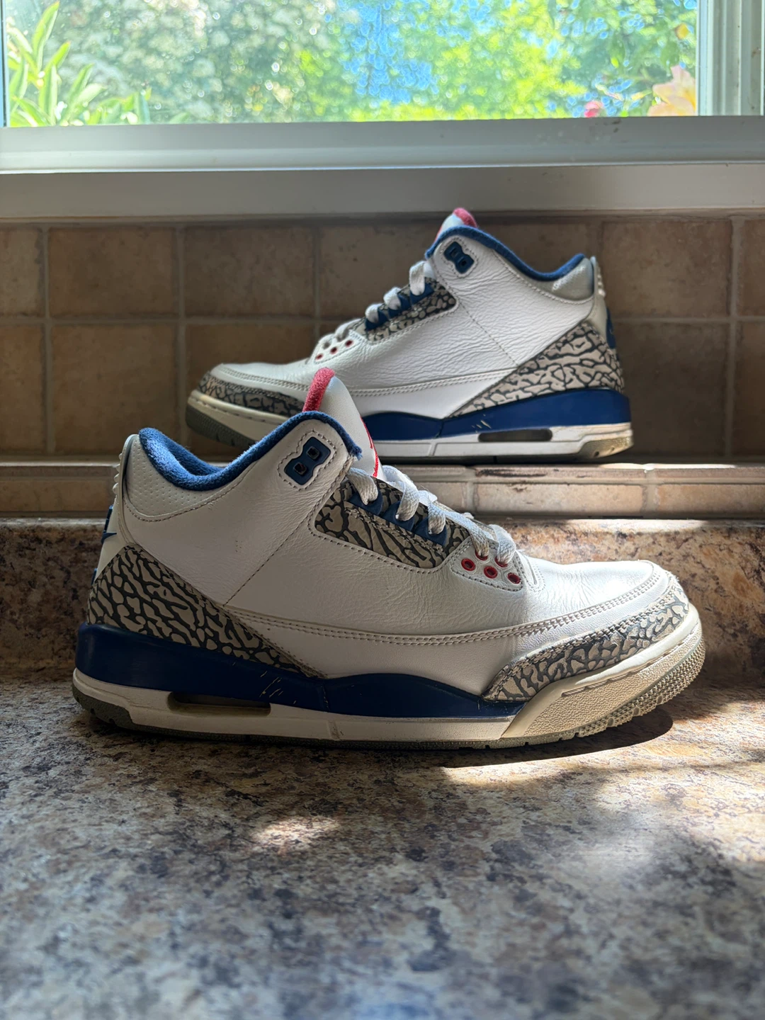Nike Air Jordan 3 Retro Sneakers