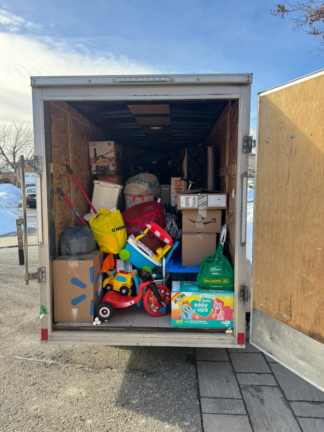 Moving truck and delivery items - photo 5