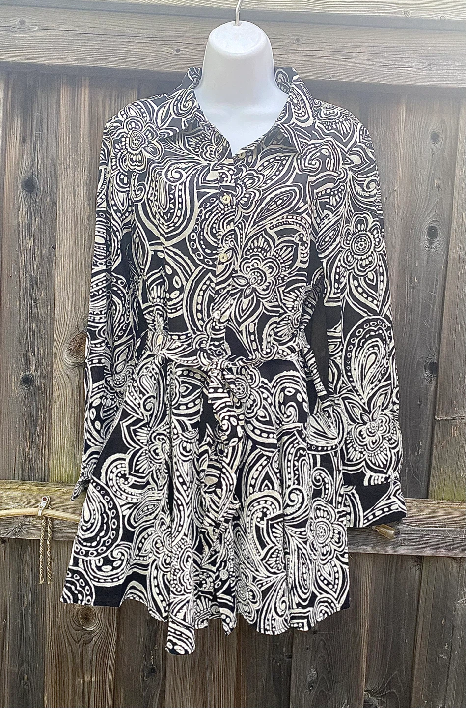 Zara Black and Ecru Paisley Print Belted Skater Shirt Dress, L/M - photo 2