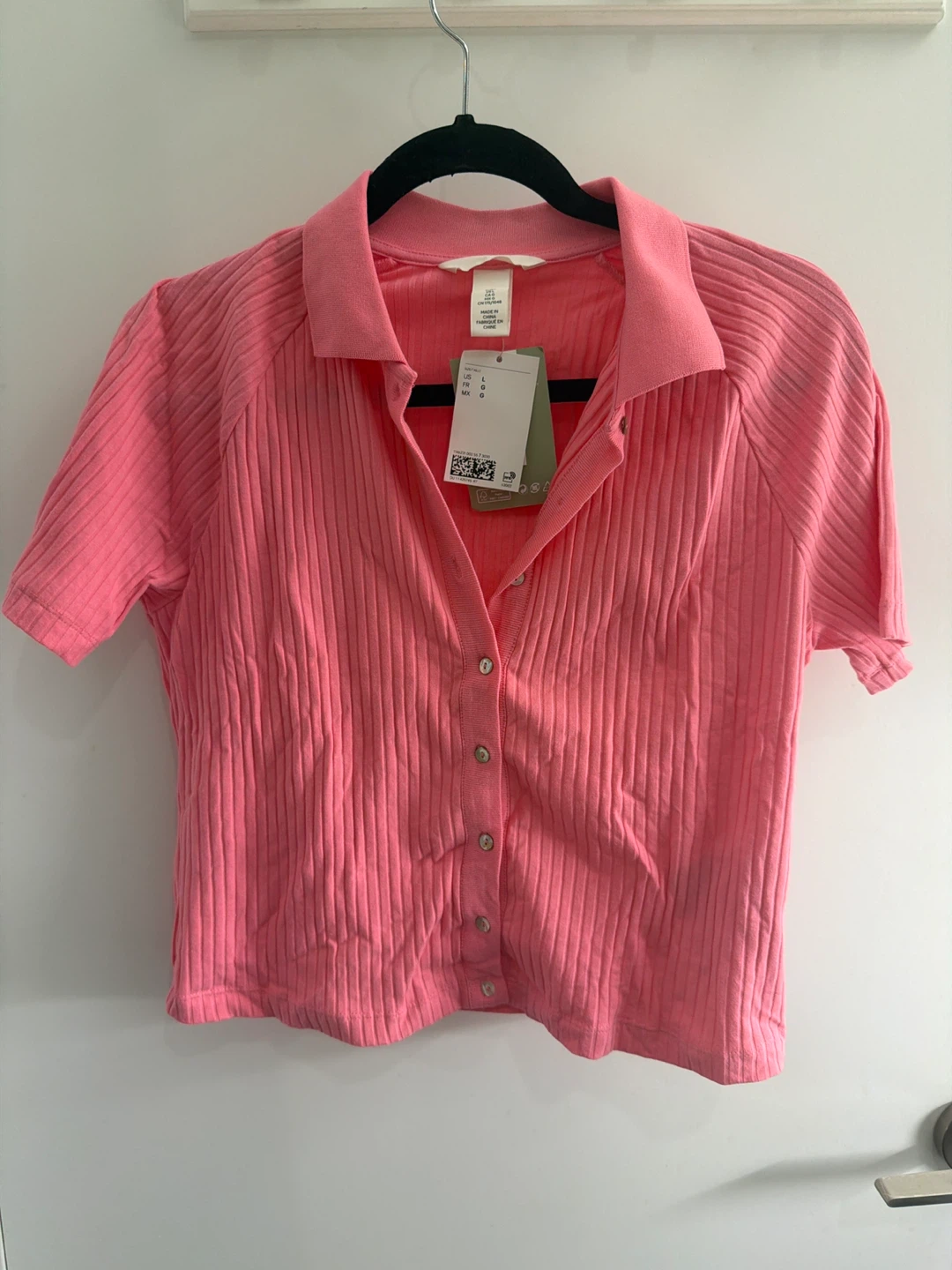 H&M Pink Ribbed Collared Short Sleeve Top - Size L