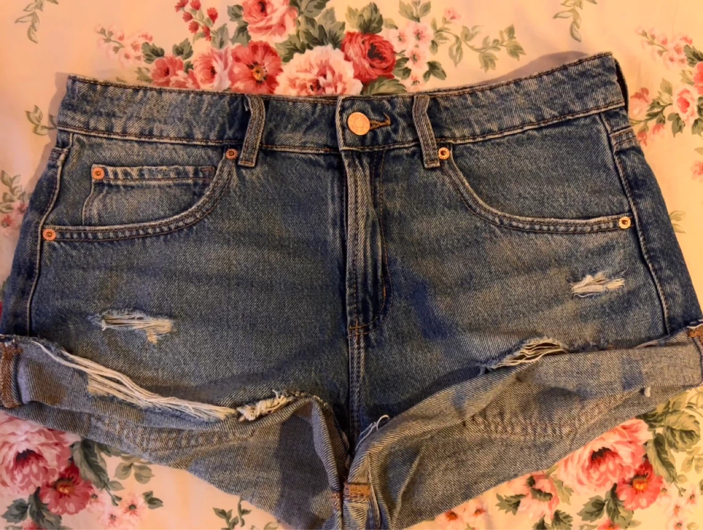garage festival shorts in lila blue