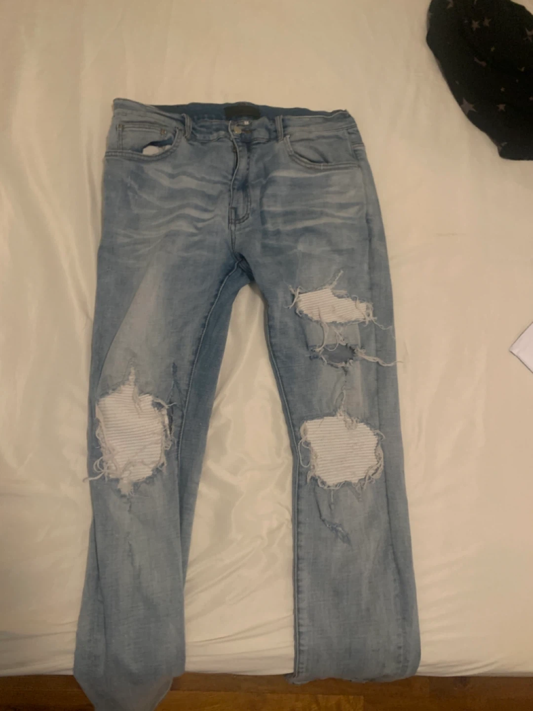 AMIRI MX1 light Wash White patch Jeans