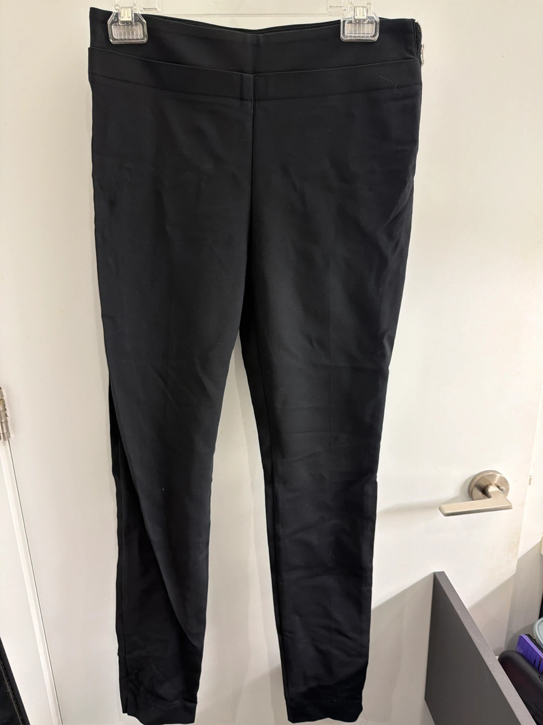 Aritzia Wilfred Black Zip Pants - Size 6