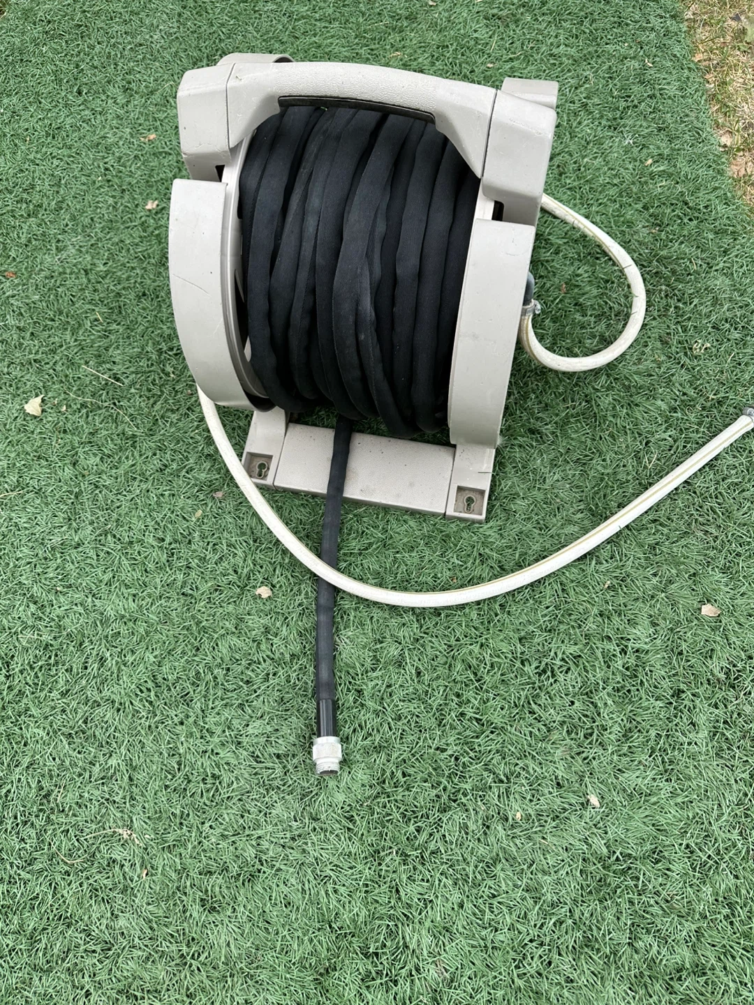Hose Reel with 100 Ft Hose