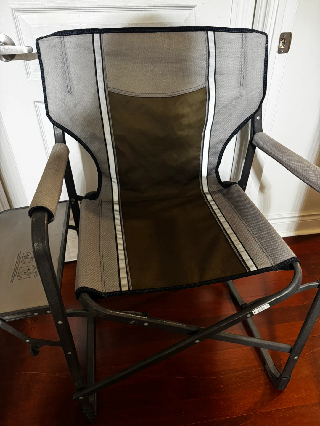 Folding Camp Chair with Side Table and Cup Holder - photo 2