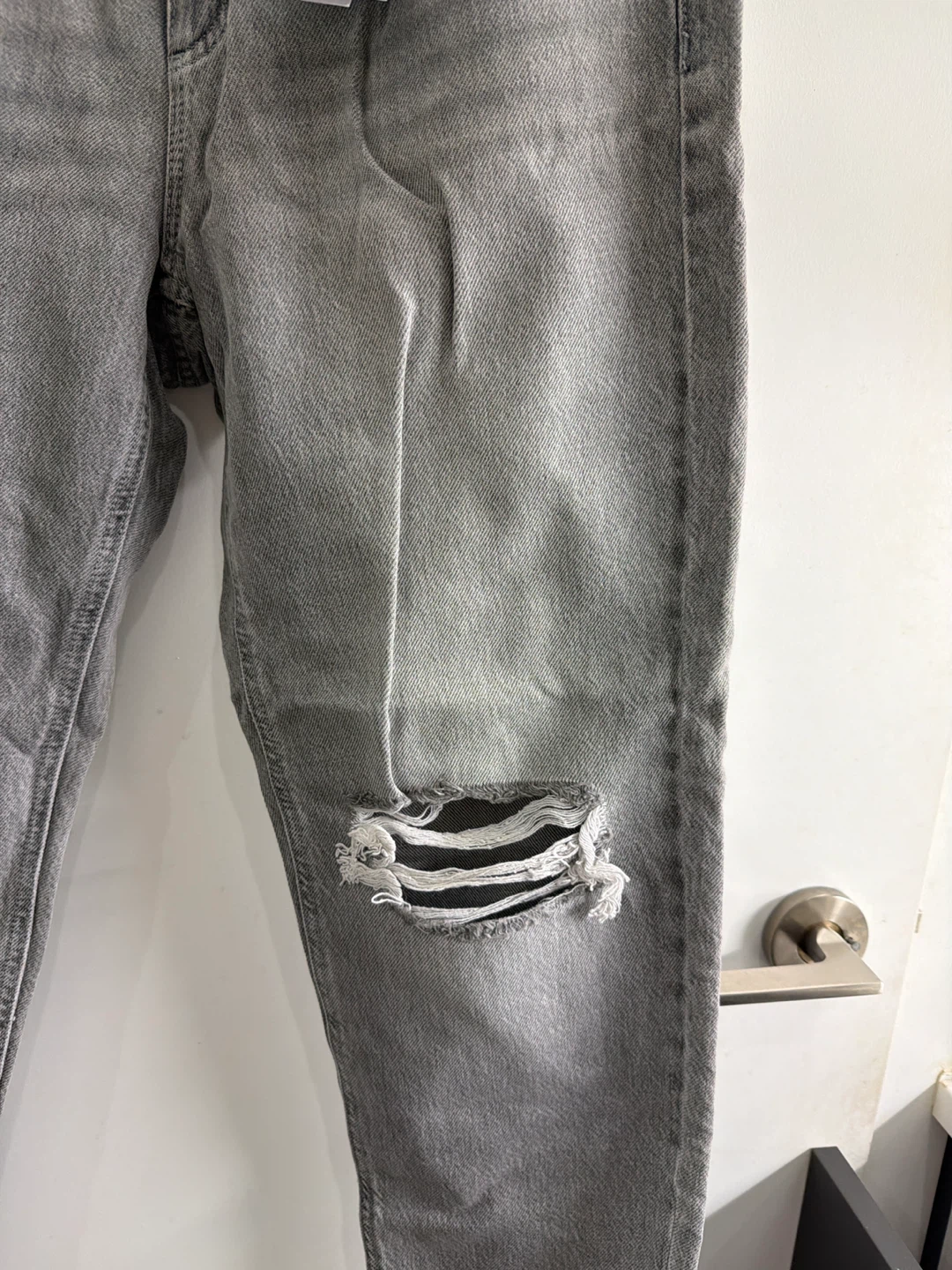 Dynamite Grey Relaxed Fit Jeans - Size 28 - photo 3