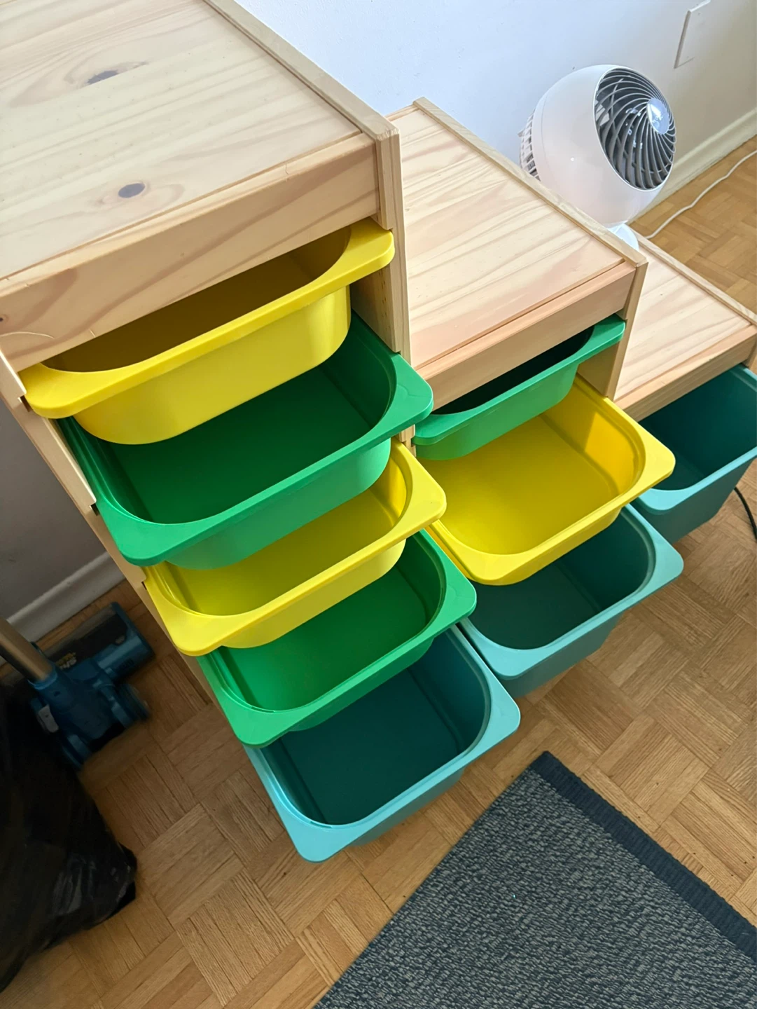 Pine Wood Storage Unit with 9 colourful bins - photo 2