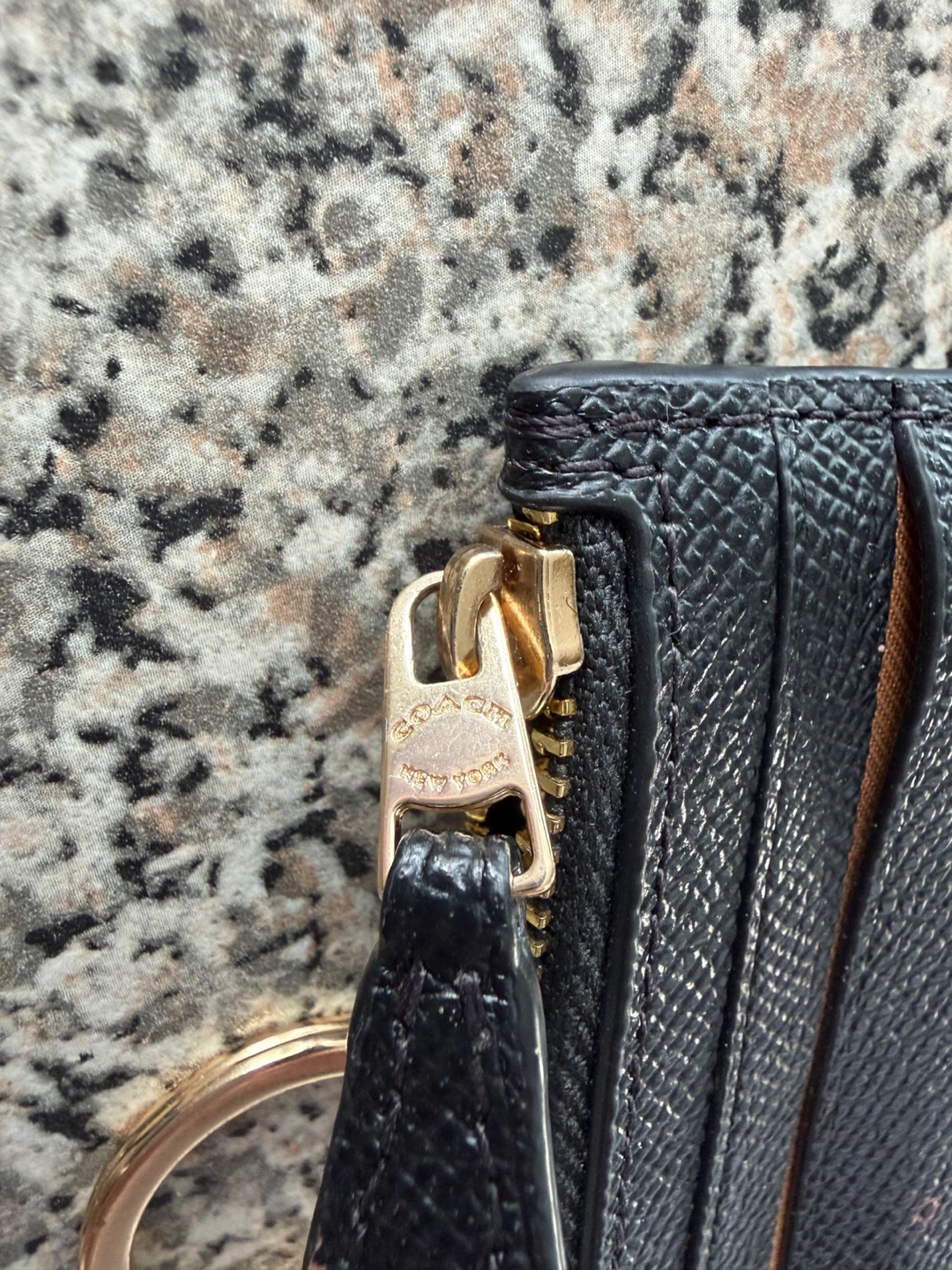 Coach Black Leather Card Holder with Keychain - photo 3