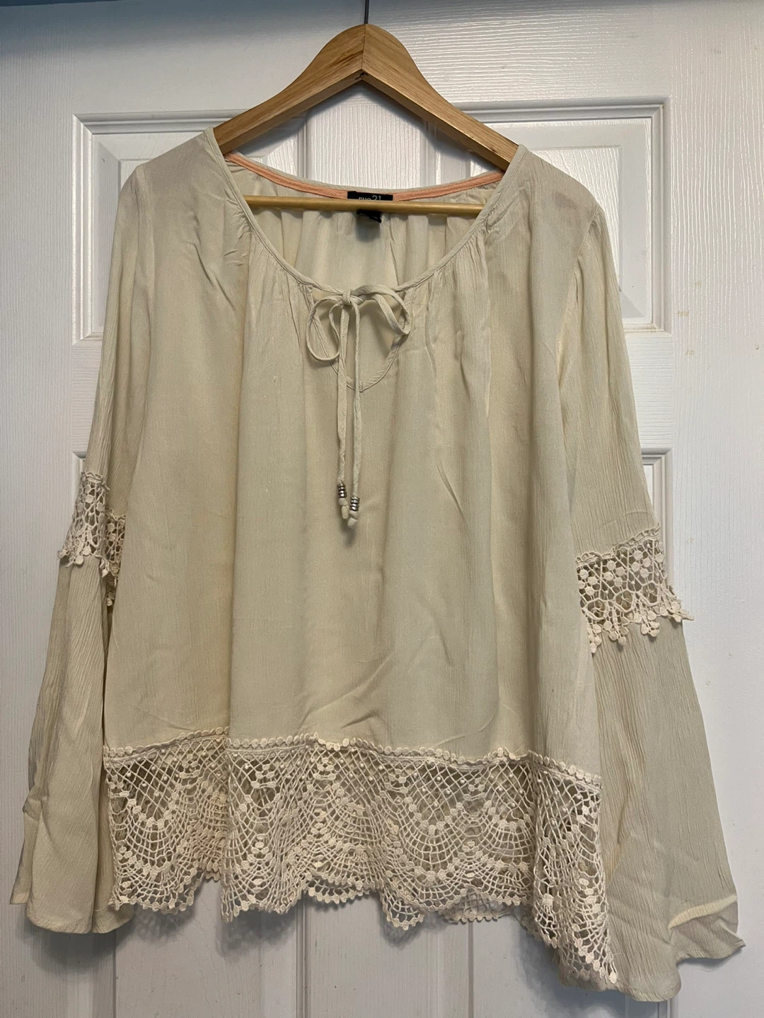 Rue 21 Cream Lace Detail Tunic Blouse - Size M