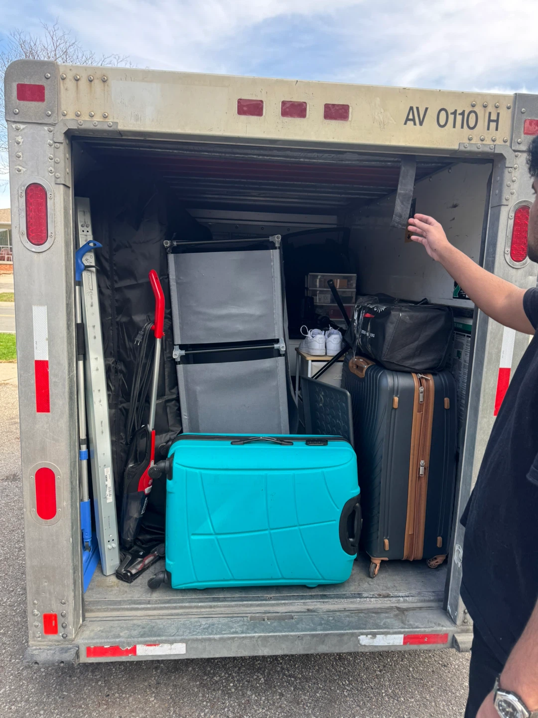 Urgent delivery sofa, mattress, all items