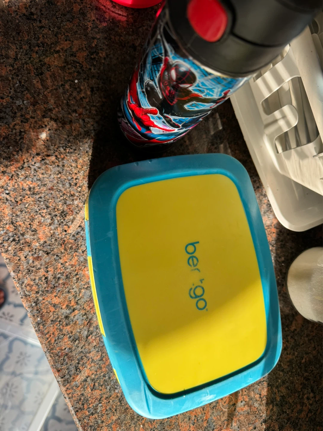 Bentgo Kids Lunch Box & Spiderman Water Bottle Set - photo 2
