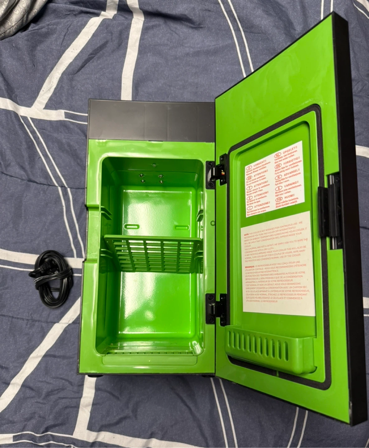 Xbox Series X Mini Fridge Cooler W/ Charger - photo 2
