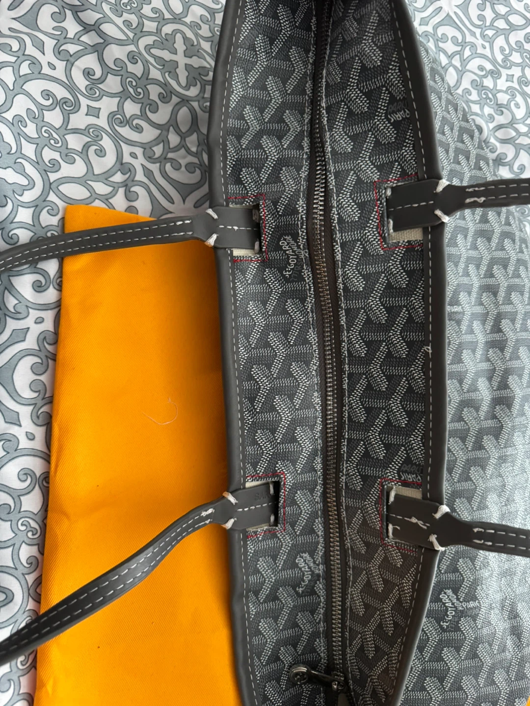 Goyard Saint Louis Tote Bag - photo 3