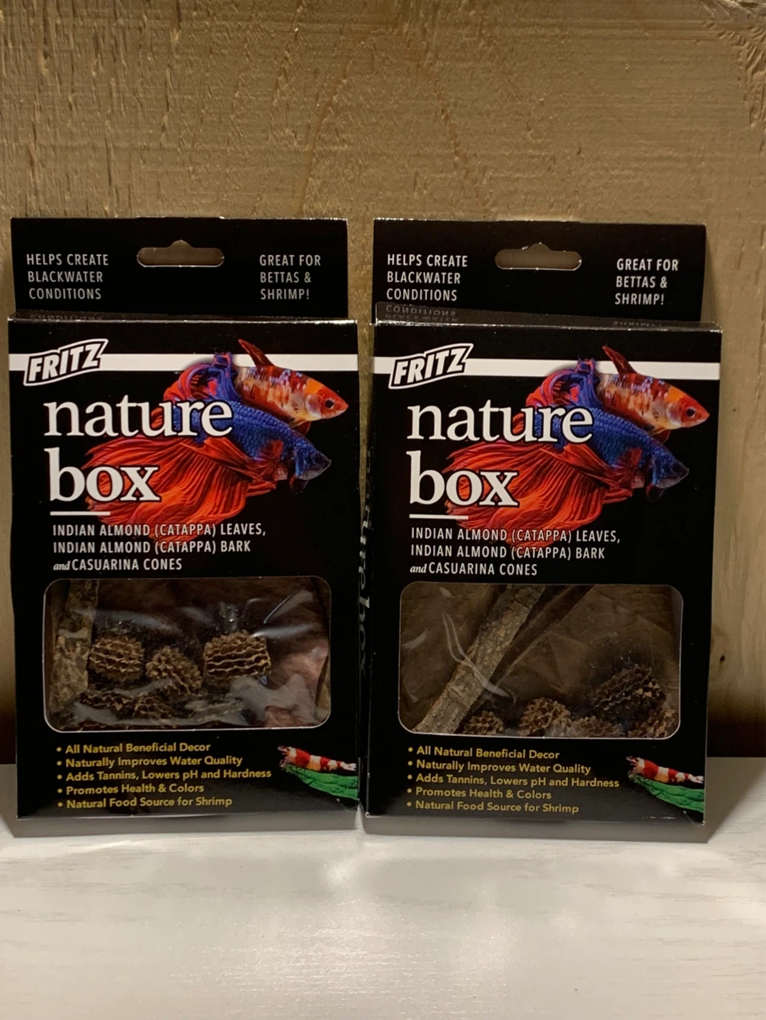 Fritz Nature Box Indian Almond Leaves & Casuarina Cones