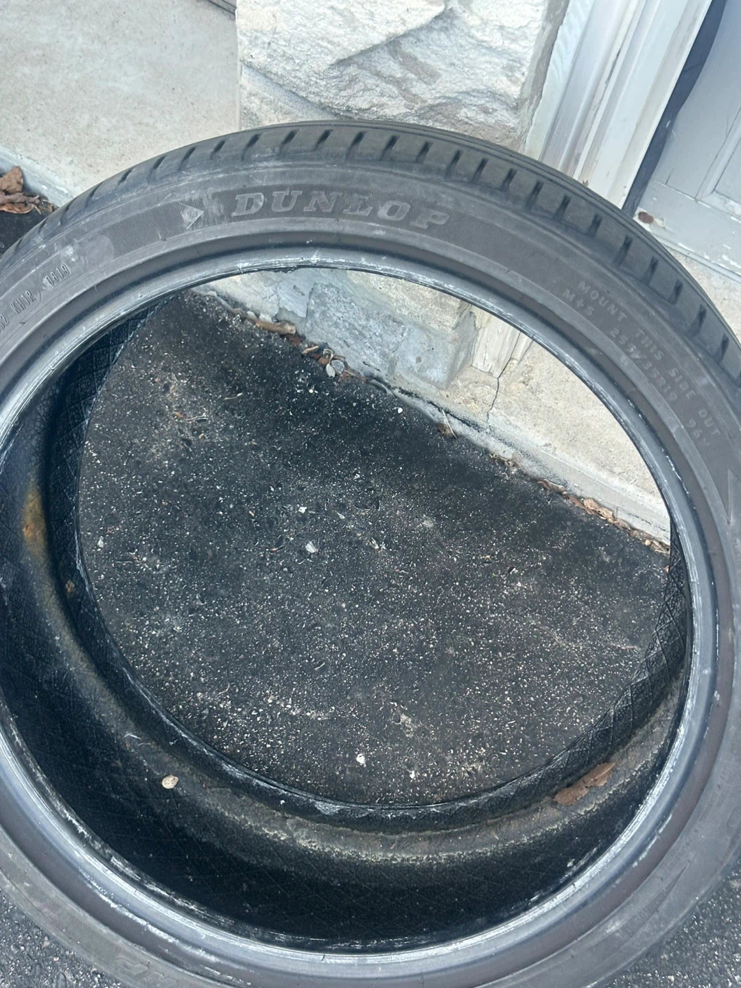 Dunlop Tire 255/35R19 96V - photo 3