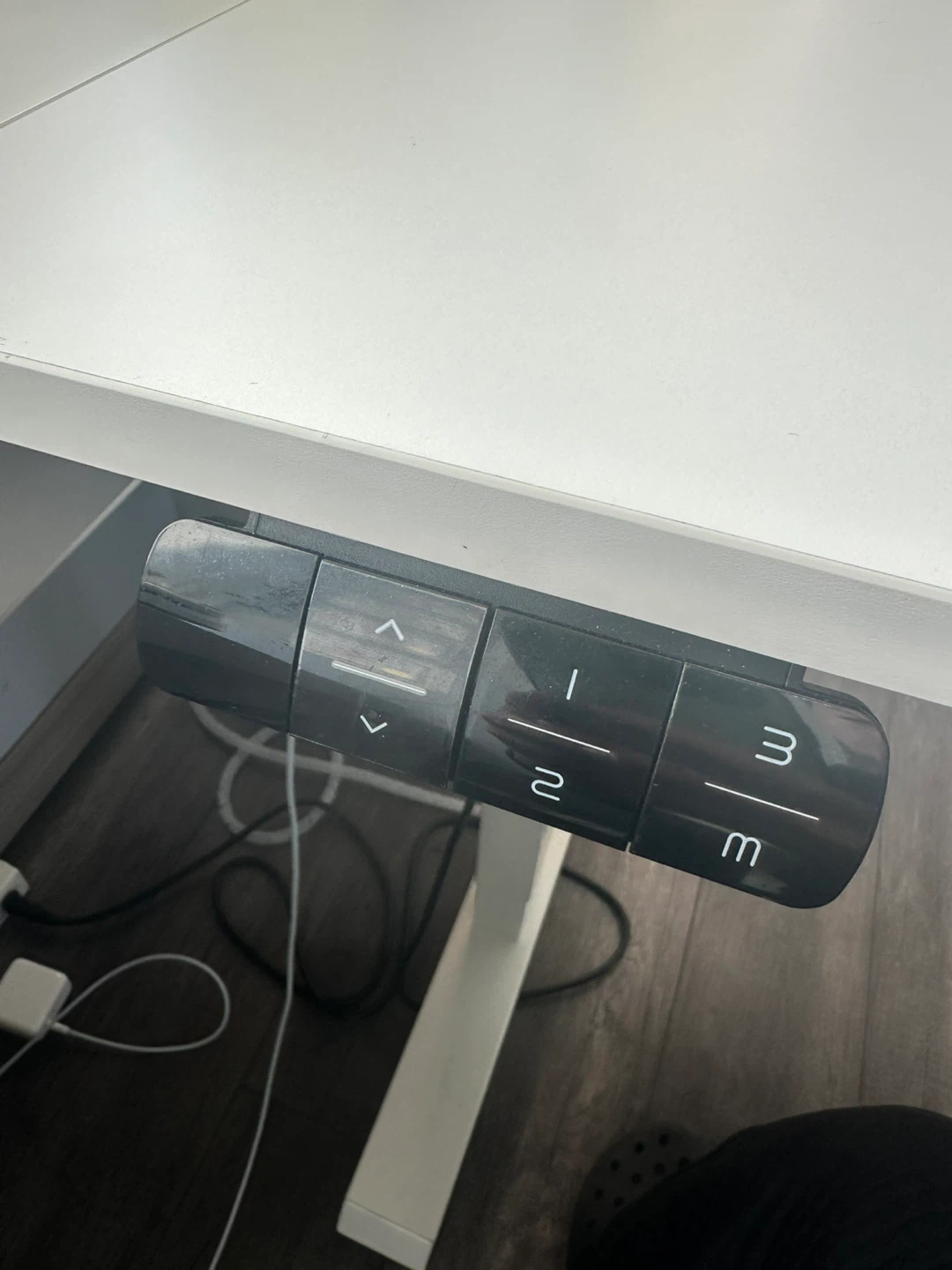 Standing Desk with Adjustable Height - photo 5