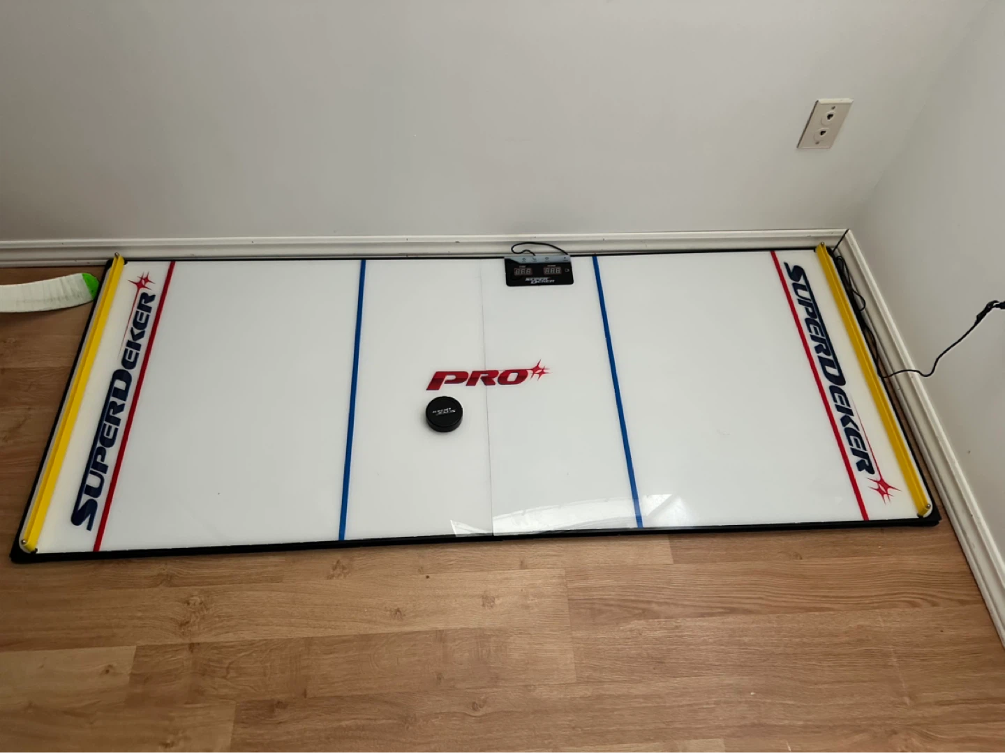SuperDeker PRO Electronic Hockey Training System