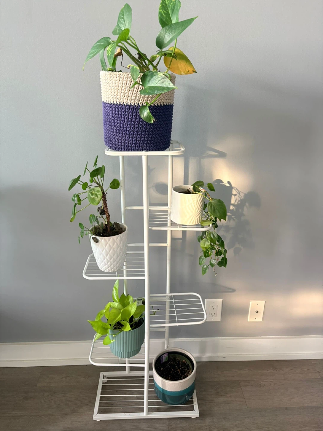 White Metal Multi-Tier Plant Stand
