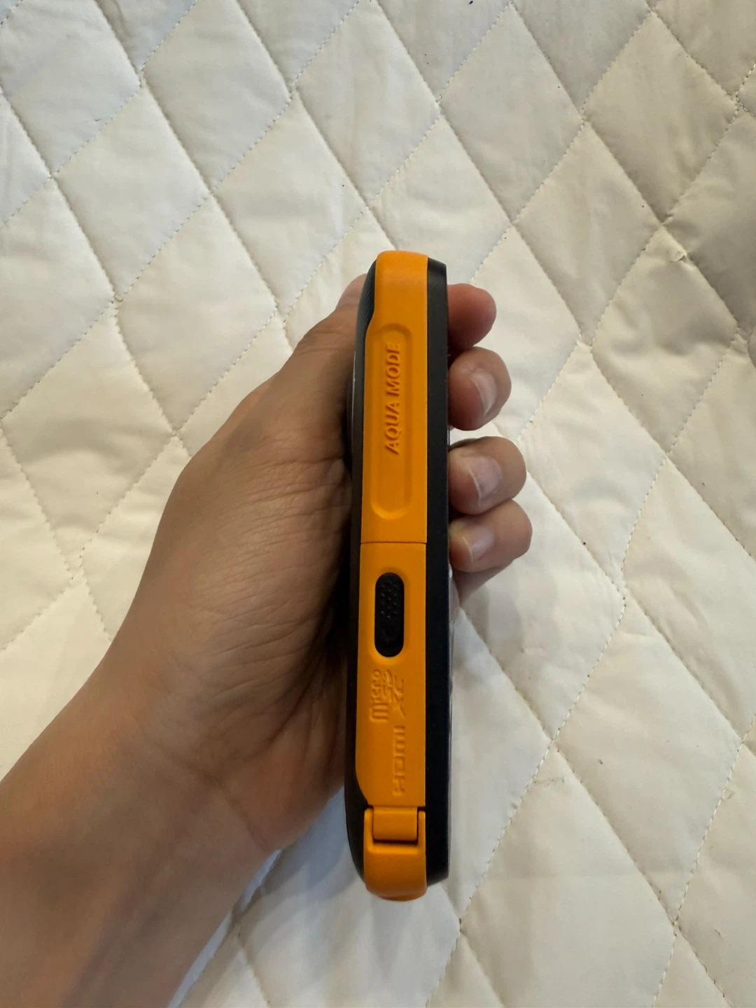 Samsung HMX-W300 Full HD Shock & Waterproof Camcorder - photo 4